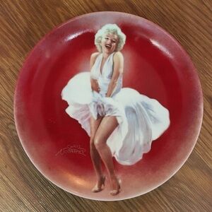Marilyn Monroe In The Seven Year Itch Limited Edition Collector Plate